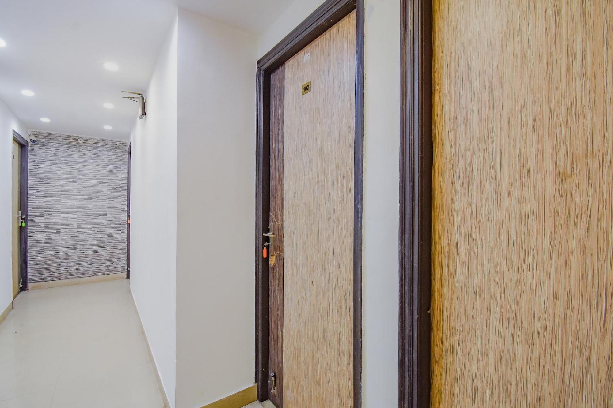 Super Hotel O Adri Hotels 2 Near Dum Dum Metro Station Экстерьер фото